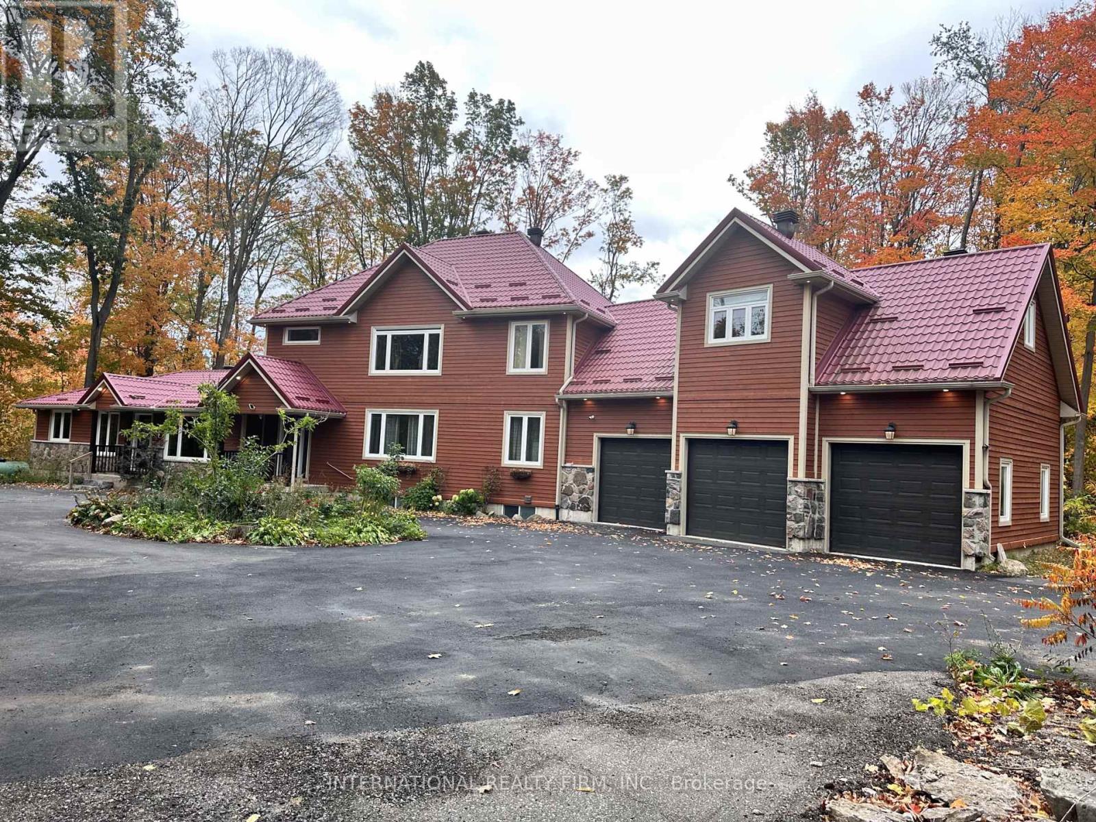 1075 Big Bay Point Road, Barrie, Ontario  L9J 0A2 - Photo 2 - S12770862