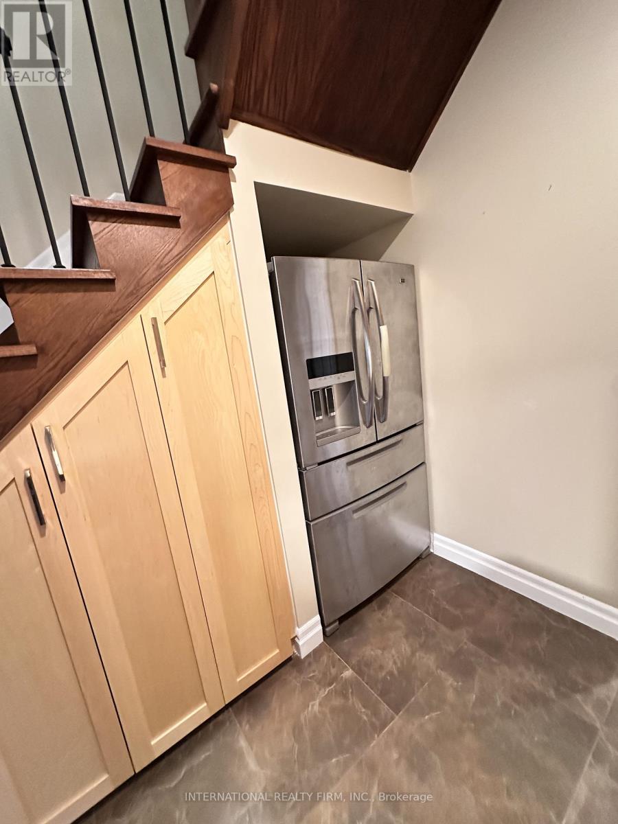 1075 Big Bay Point Road, Barrie, Ontario  L9J 0A2 - Photo 5 - S12770862