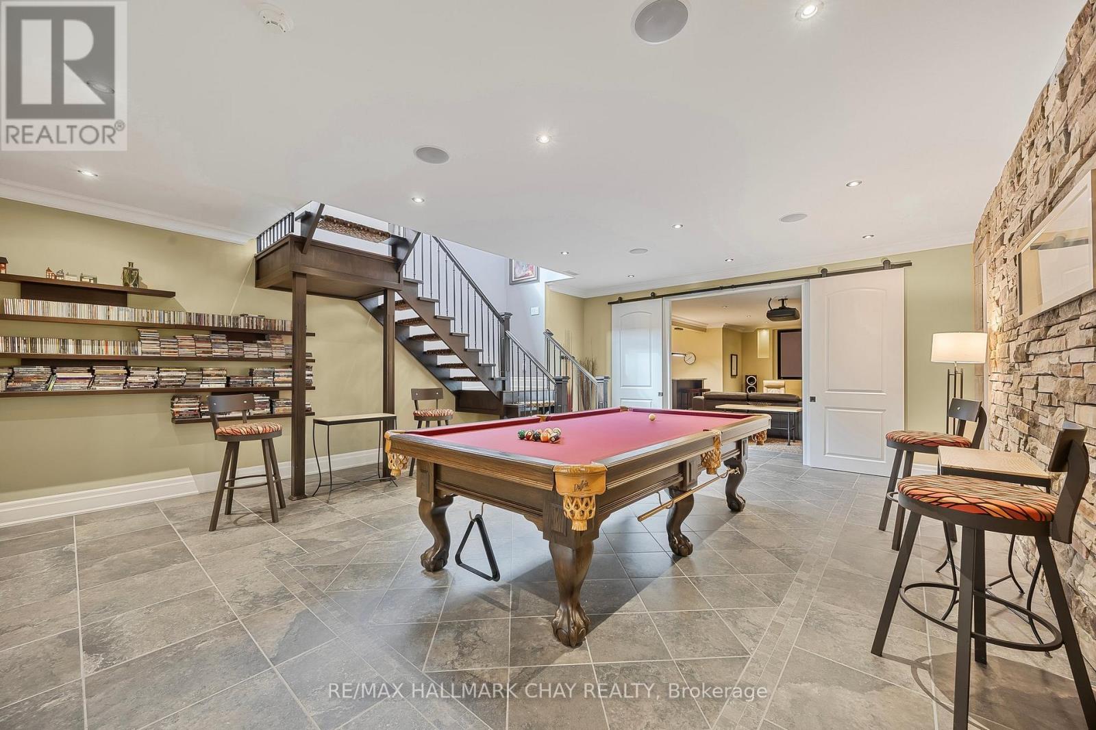 36 Lilac Lane, Springwater (Midhurst), Ontario  L9X 0N4 - Photo 26 - S12770912