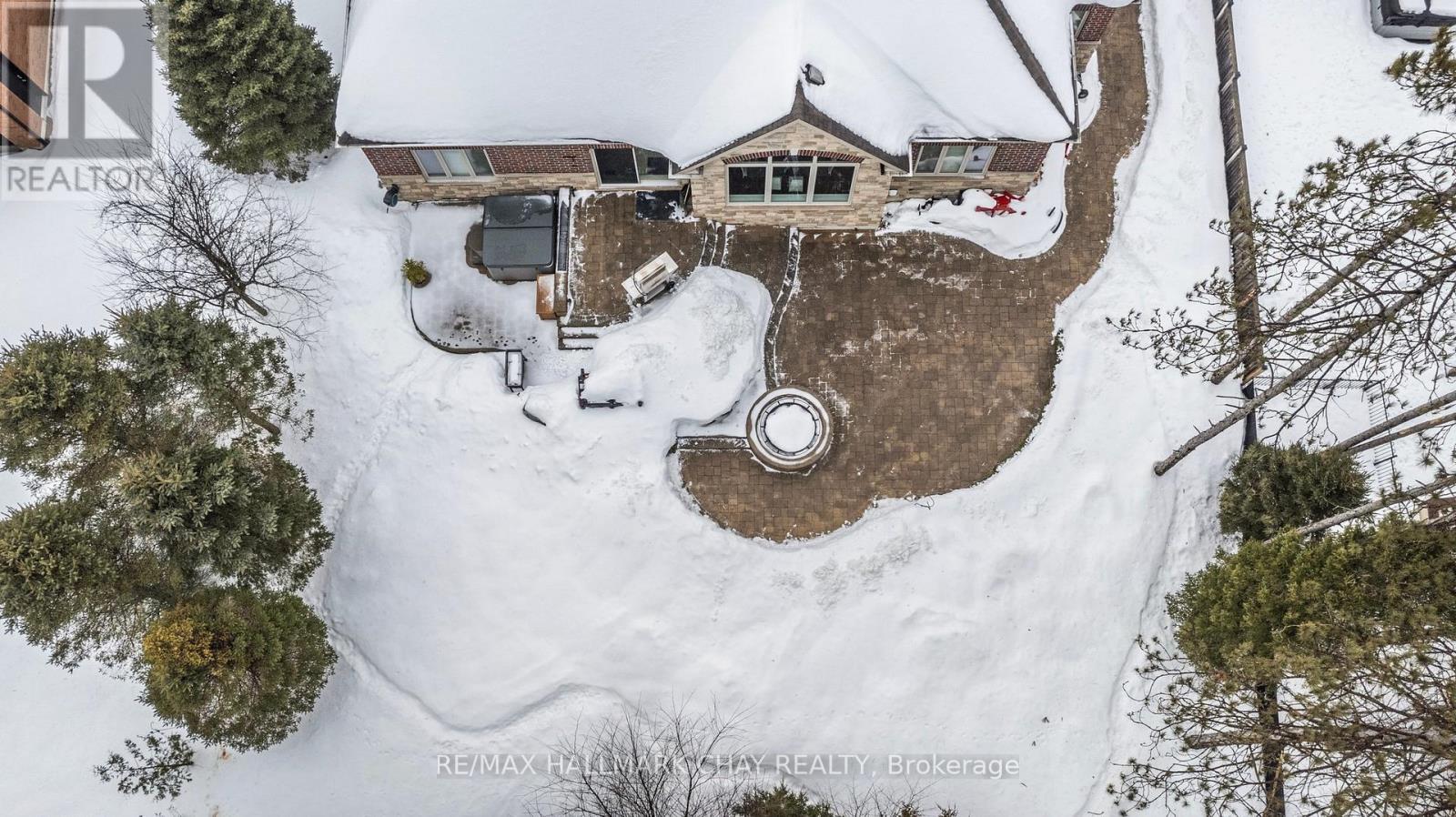 36 Lilac Lane, Springwater (Midhurst), Ontario  L9X 0N4 - Photo 41 - S12770912