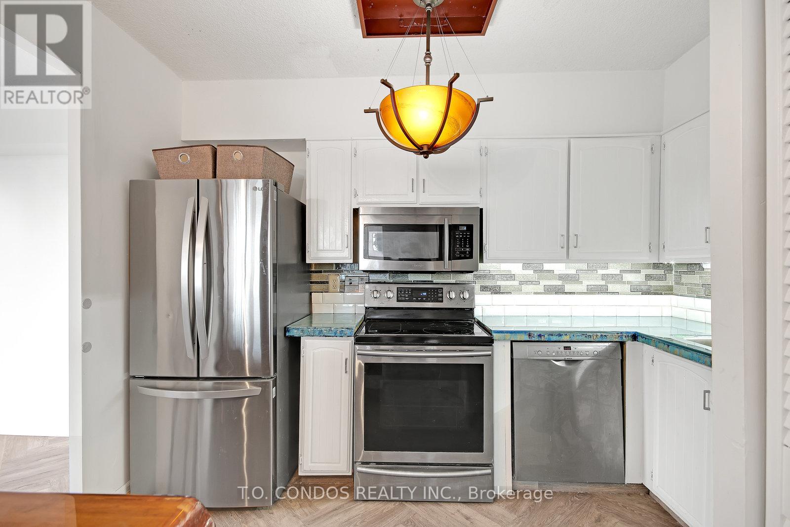 839 - 33 Harbour Square, Toronto, Ontario  M5J 2G2 - Photo 13 - C12770142