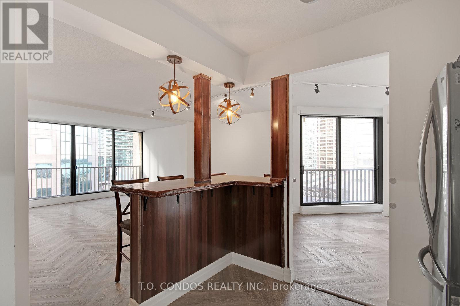 839 - 33 Harbour Square, Toronto, Ontario  M5J 2G2 - Photo 16 - C12770142