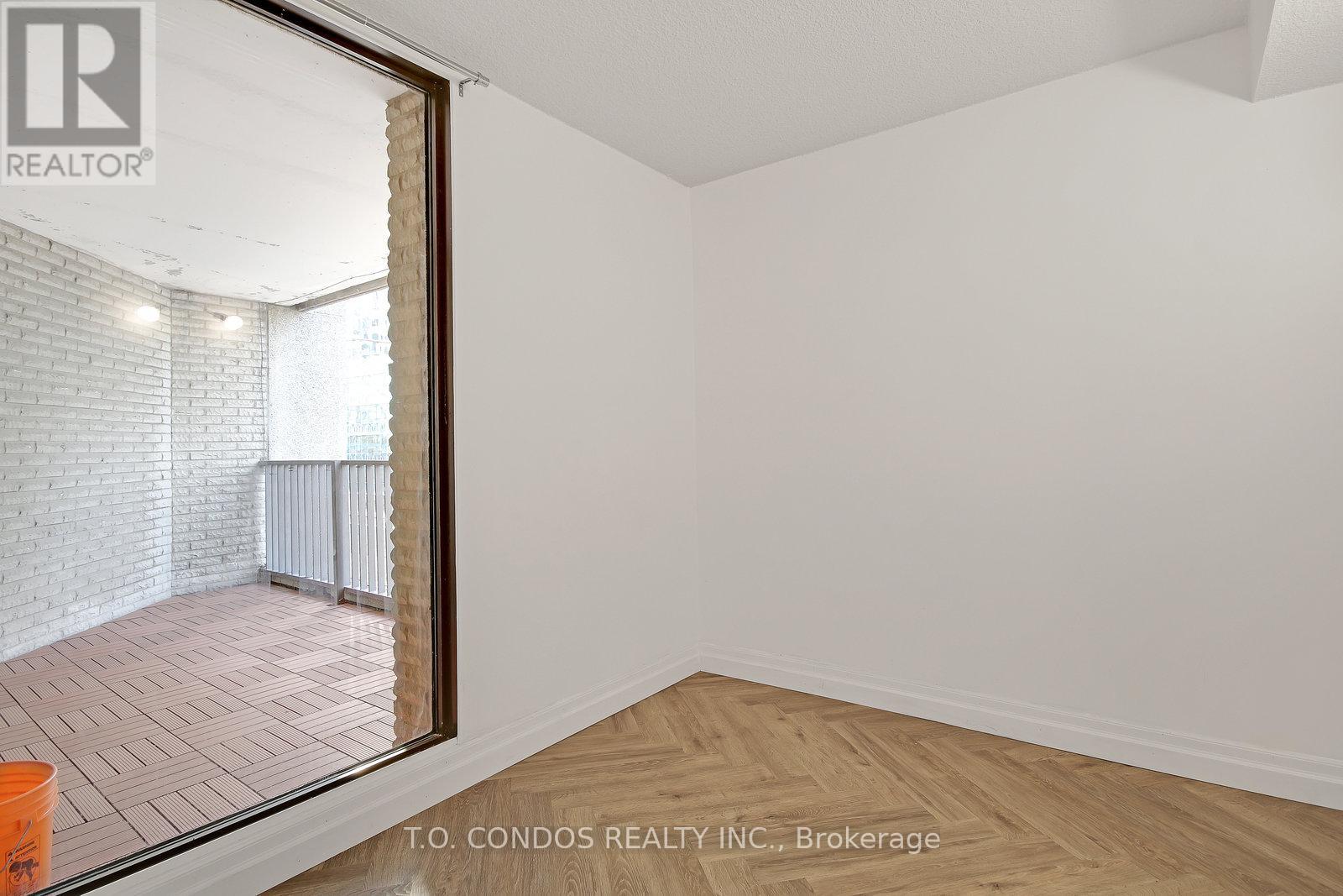 839 - 33 Harbour Square, Toronto, Ontario  M5J 2G2 - Photo 22 - C12770142