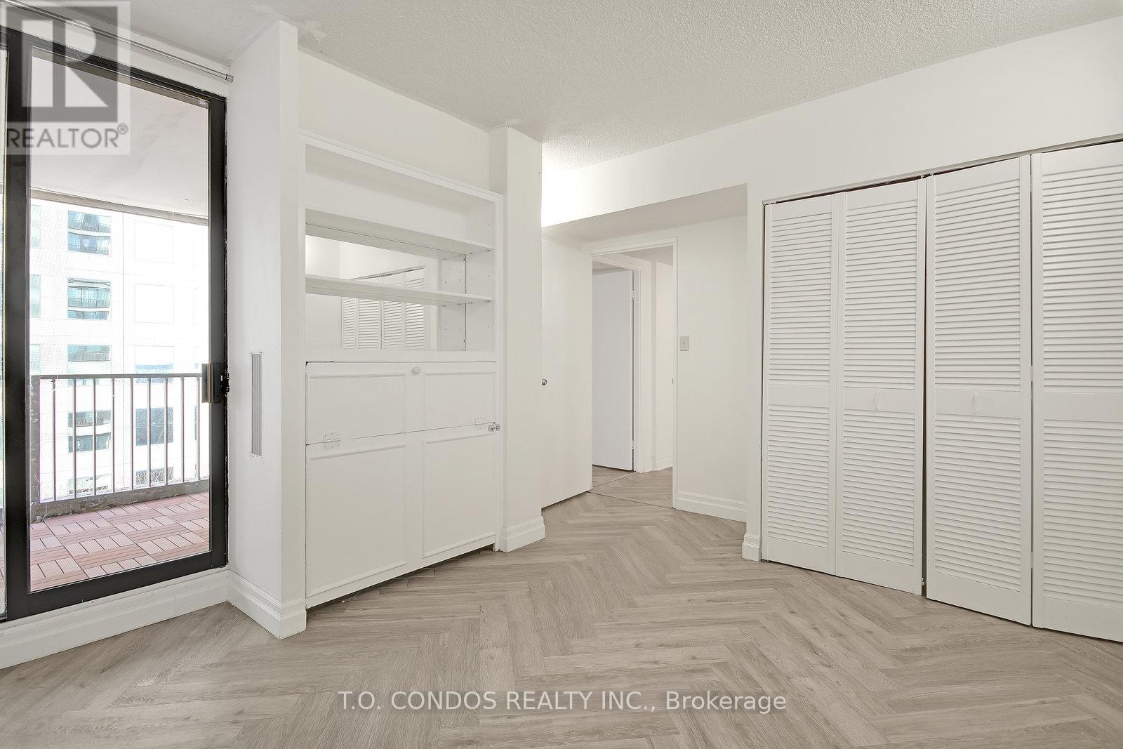 839 - 33 Harbour Square, Toronto, Ontario  M5J 2G2 - Photo 26 - C12770142