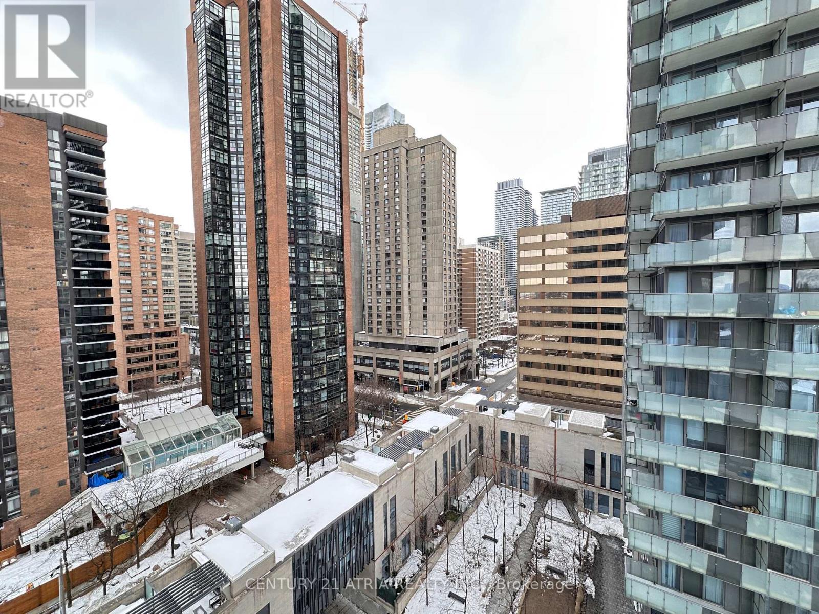 1001 - 65 St Mary Street, Toronto, Ontario  M5S 0A6 - Photo 13 - C12770716