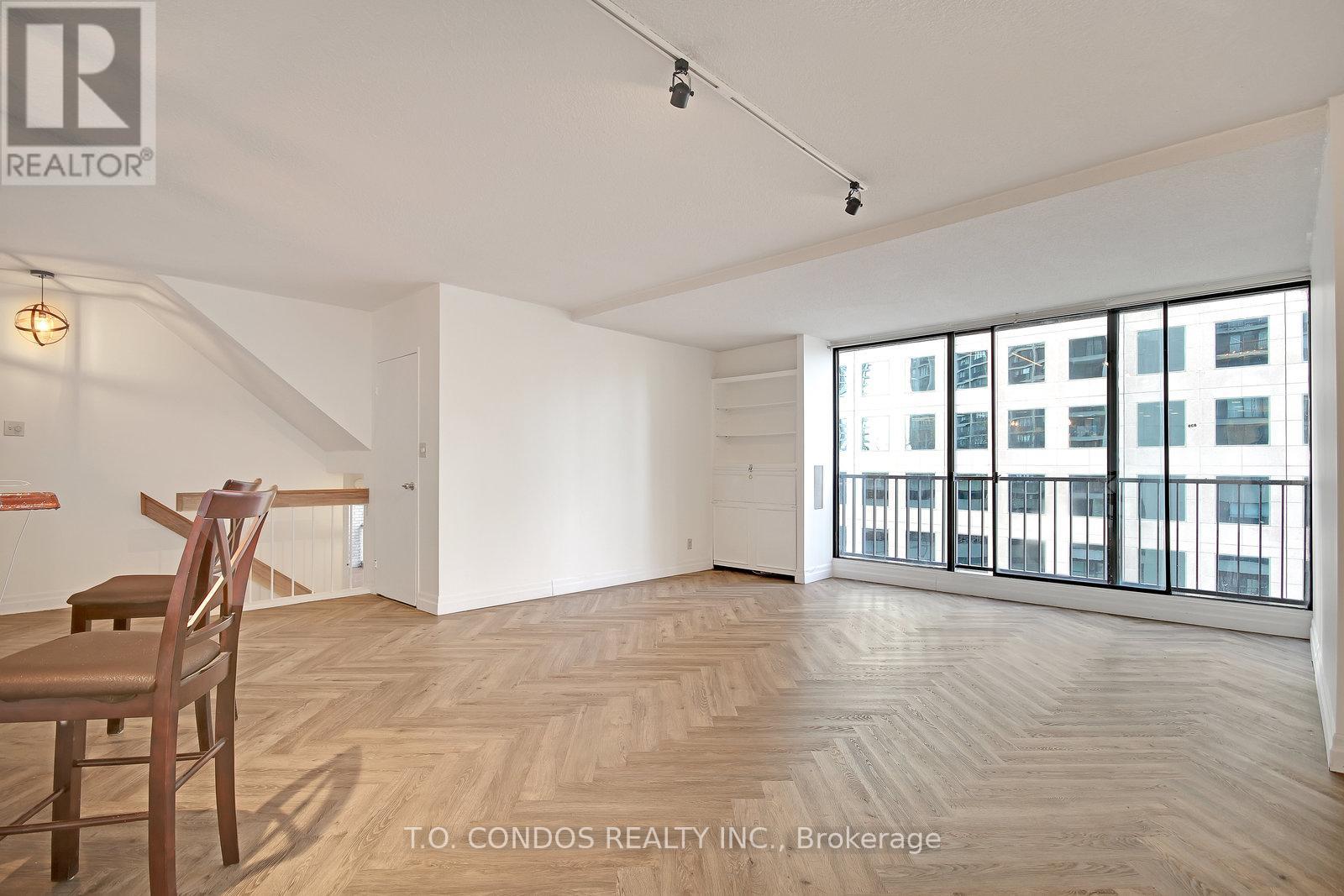 839 - 33 Harbour Square, Toronto, Ontario  M5J 2G2 - Photo 6 - C12770142