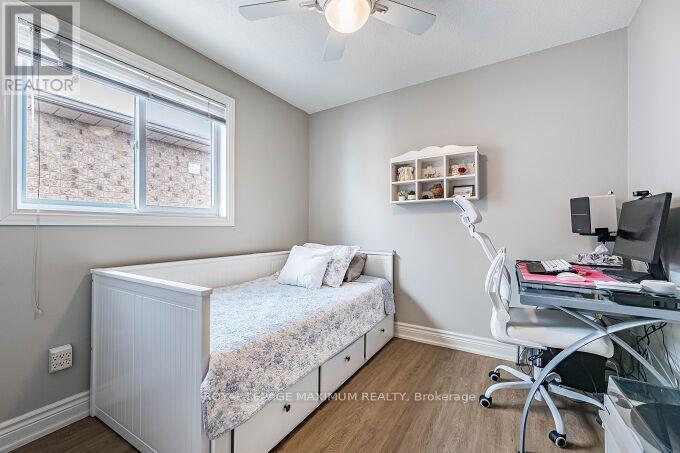 57 Royalton Drive, Caledon, Ontario  L7E 2G1 - Photo 10 - W12770738