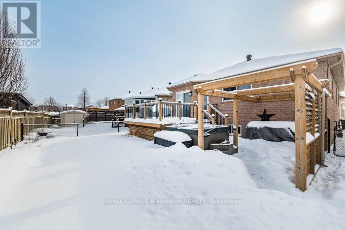 57 Royalton Drive, Caledon, Ontario  L7E 2G1 - Photo 15 - W12770738