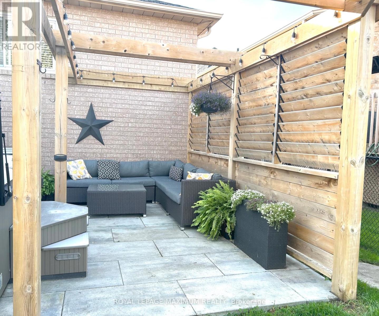 57 Royalton Drive, Caledon, Ontario  L7E 2G1 - Photo 18 - W12770738