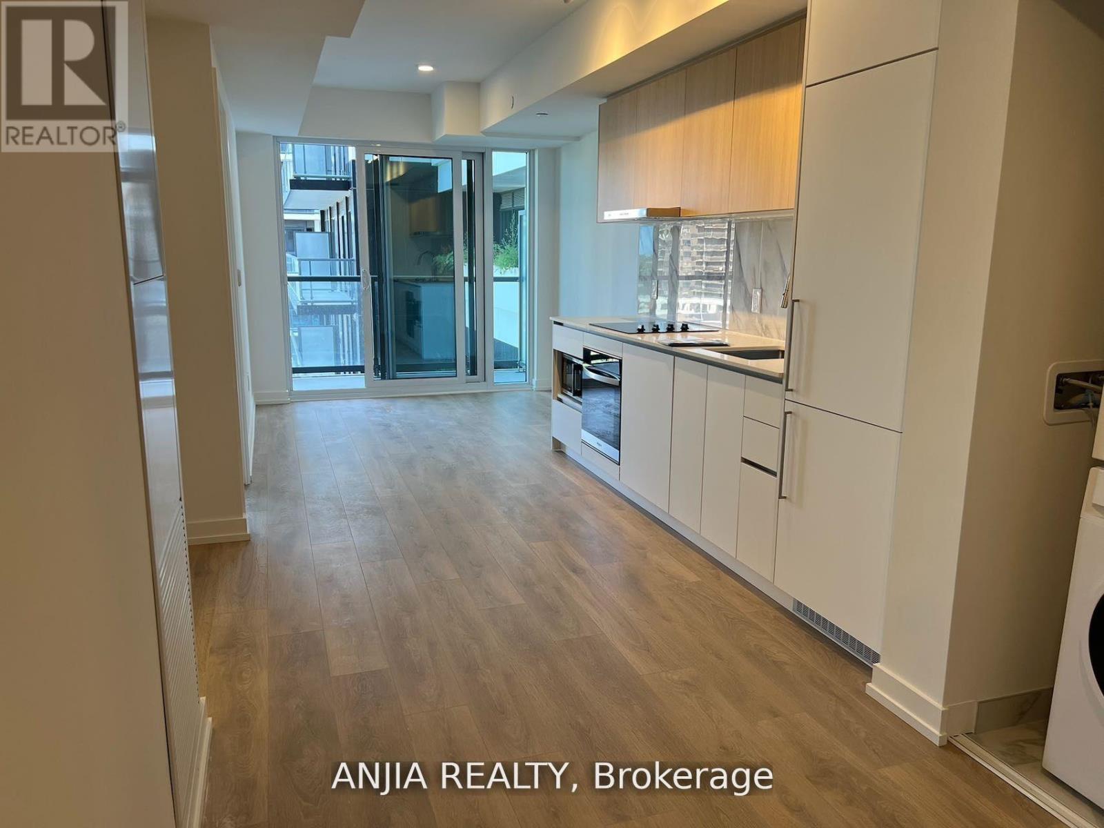 932 - 1100 Sheppard Avenue W, Toronto, Ontario  M3J 0H1 - Photo 2 - W12770742