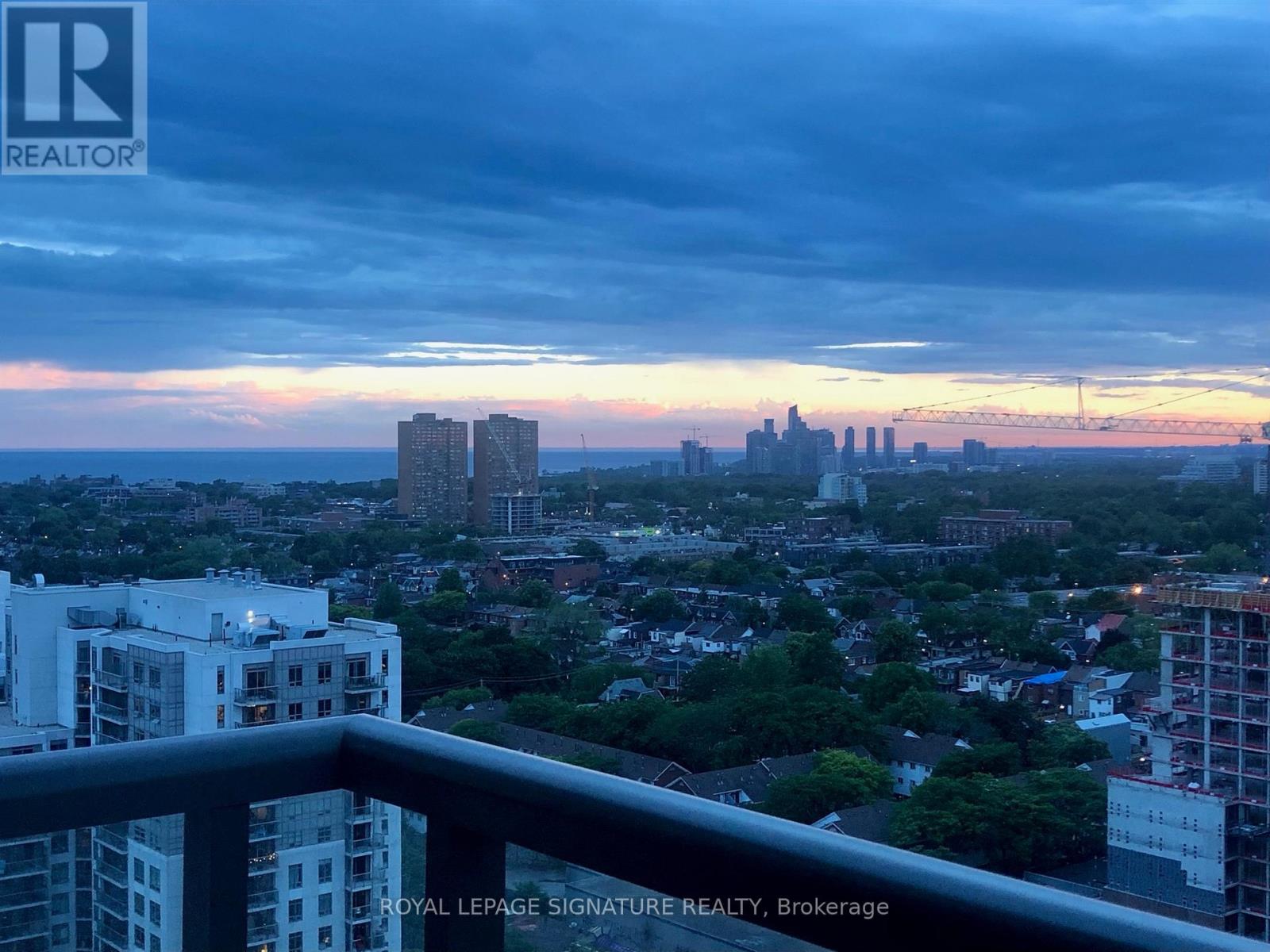 2208 - 1410 Dupont Street, Toronto, Ontario  M6H 2B1 - Photo 16 - W12770790