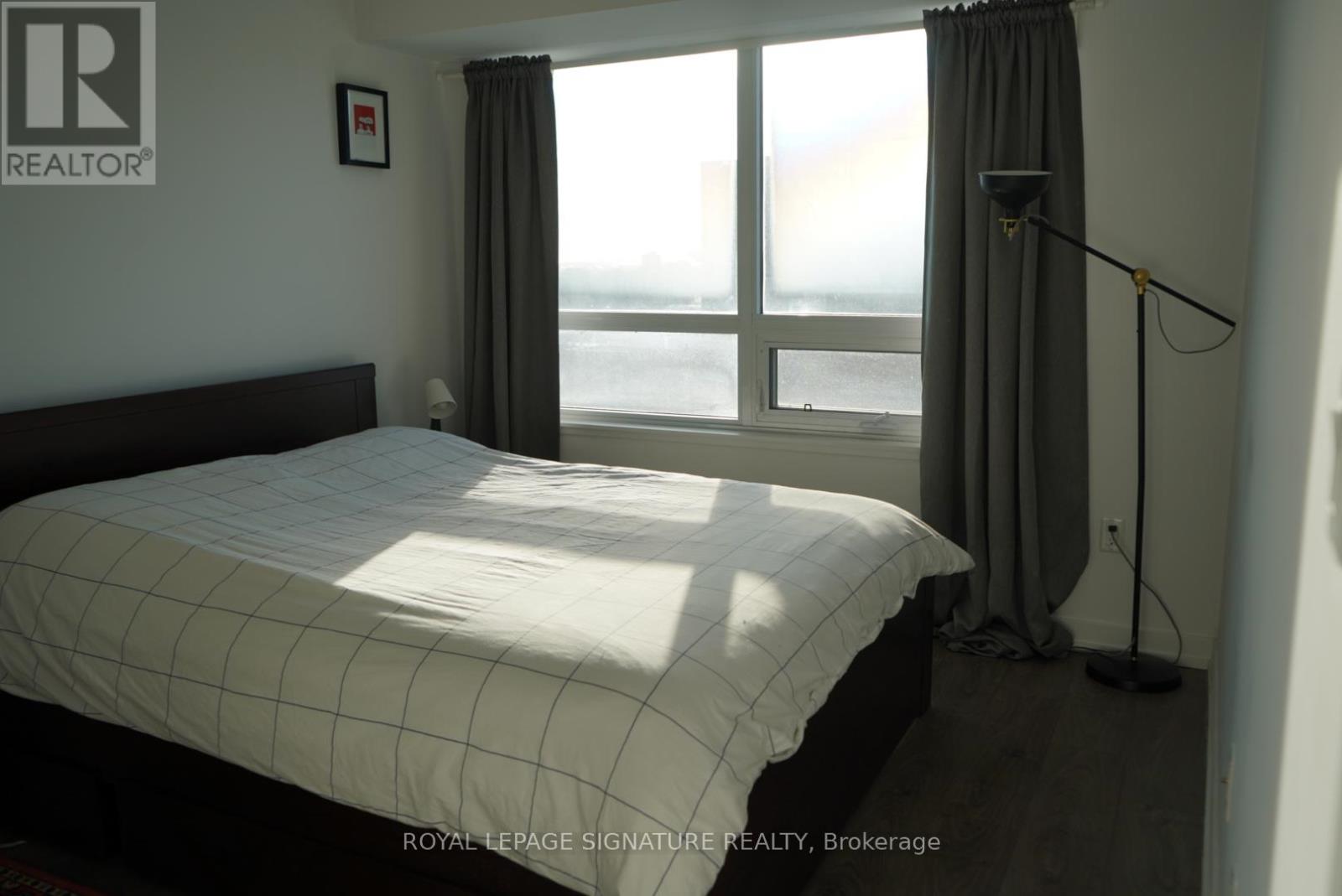 2208 - 1410 Dupont Street, Toronto, Ontario  M6H 2B1 - Photo 9 - W12770790