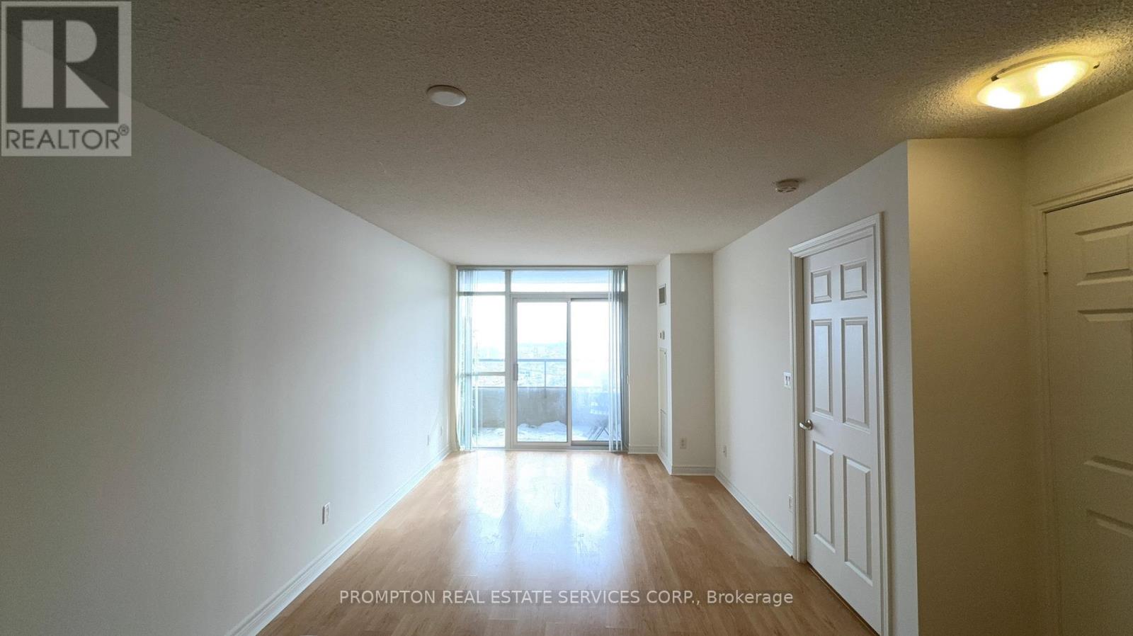 3308 - 310 Burnhamthorpe Road W, Mississauga, Ontario  L5B 4P9 - Photo 5 - W12770820