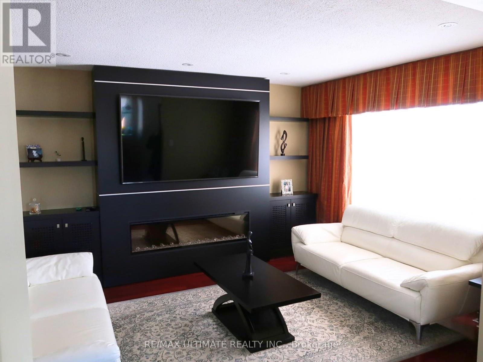 2201 Stir Crescent, Mississauga, Ontario  L4Y 3V2 - Photo 4 - W12770848