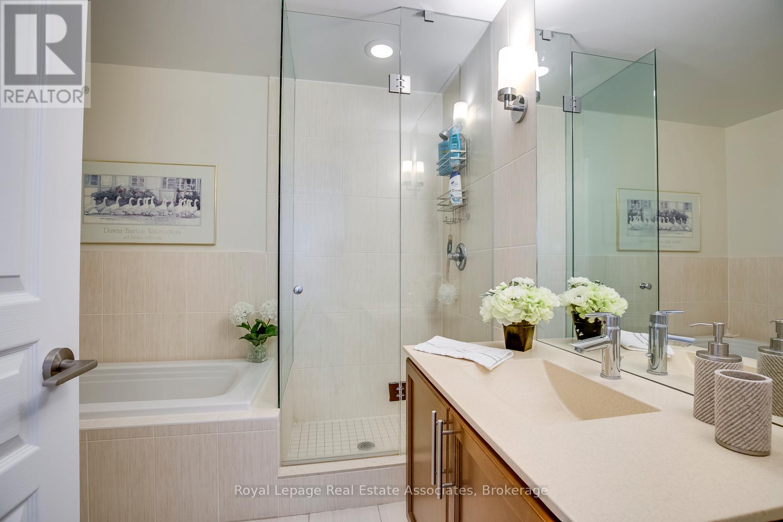 308 - 1 Hurontario Street, Mississauga, Ontario  L5G 0A3 - Photo 32 - W12770850