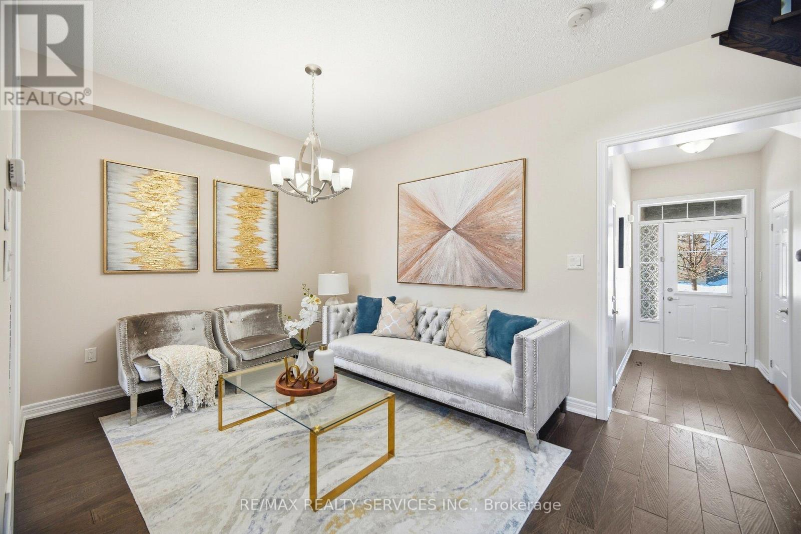 5 Maple Cider Street, Caledon, Ontario  L7C 3V2 - Photo 4 - W12770868