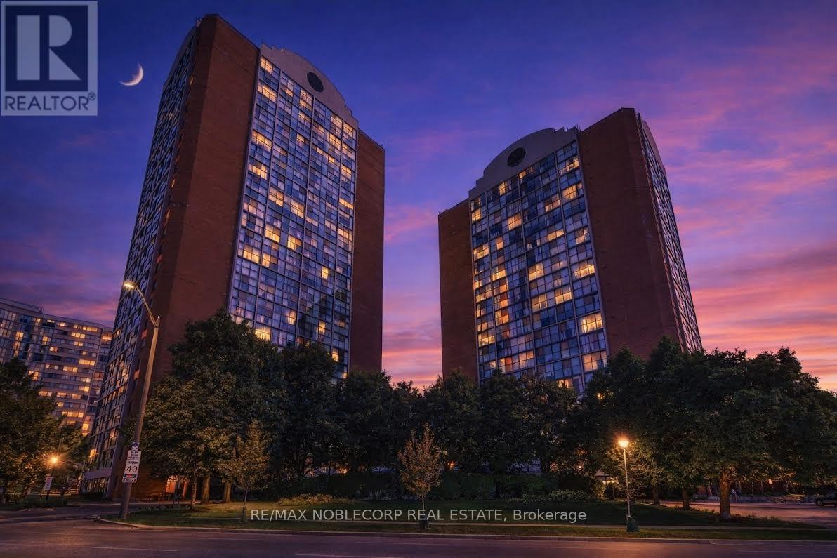 1902 - 4205 Shipp Drive, Mississauga, Ontario  L4Z 2Y8 - Photo 2 - W12770898