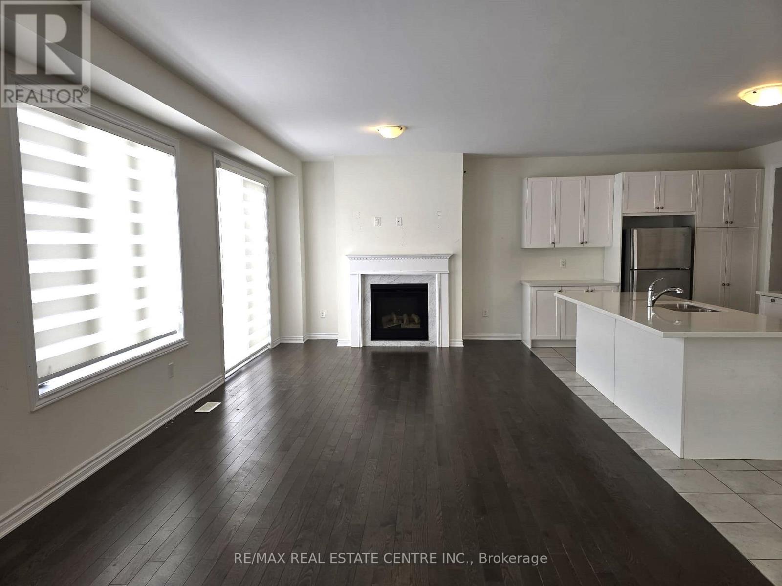 22 Spinland Street, Caledon, Ontario  L7C 4K4 - Photo 11 - W12770926