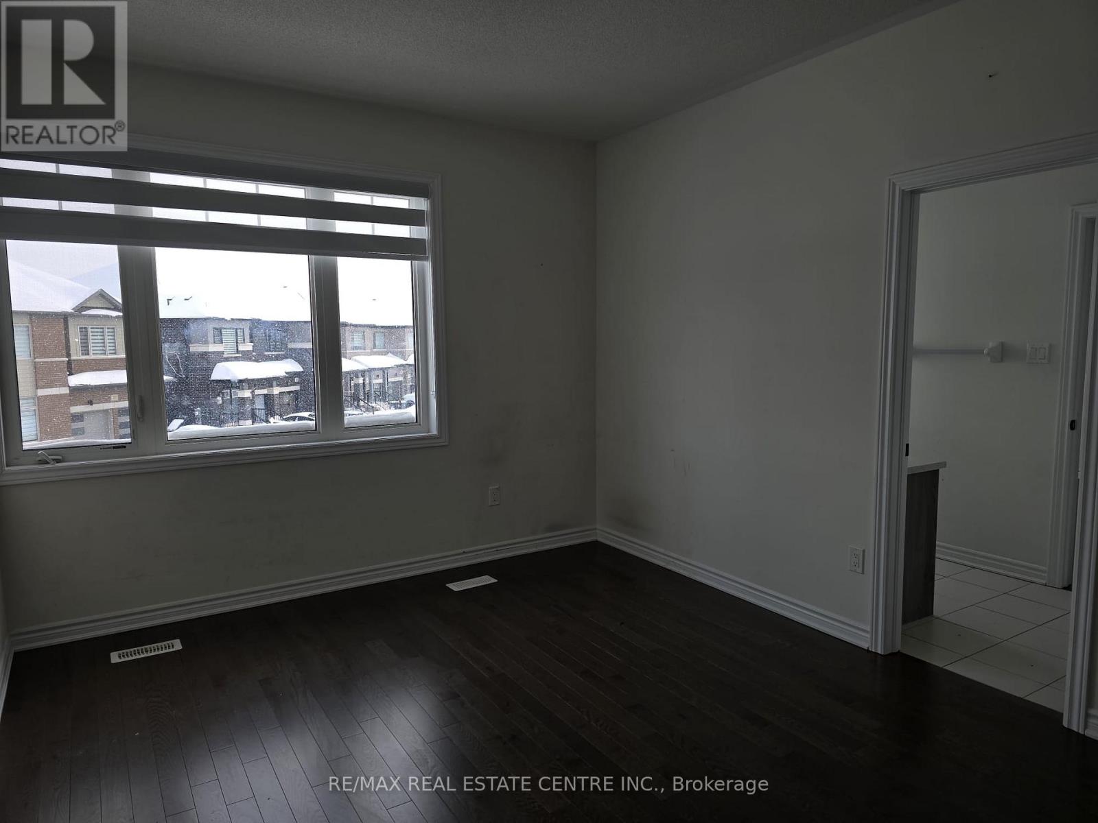 22 Spinland Street, Caledon, Ontario  L7C 4K4 - Photo 18 - W12770926