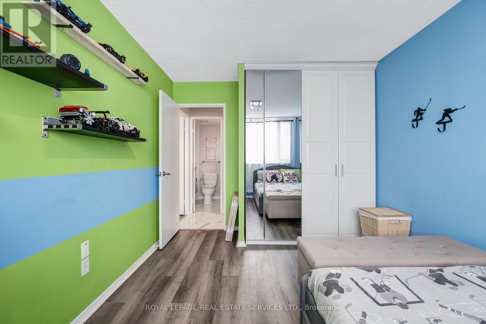 605 - 20 Speers Road, Oakville (Co Central), Ontario  L6K 3R5 - Photo 30 - W12770948