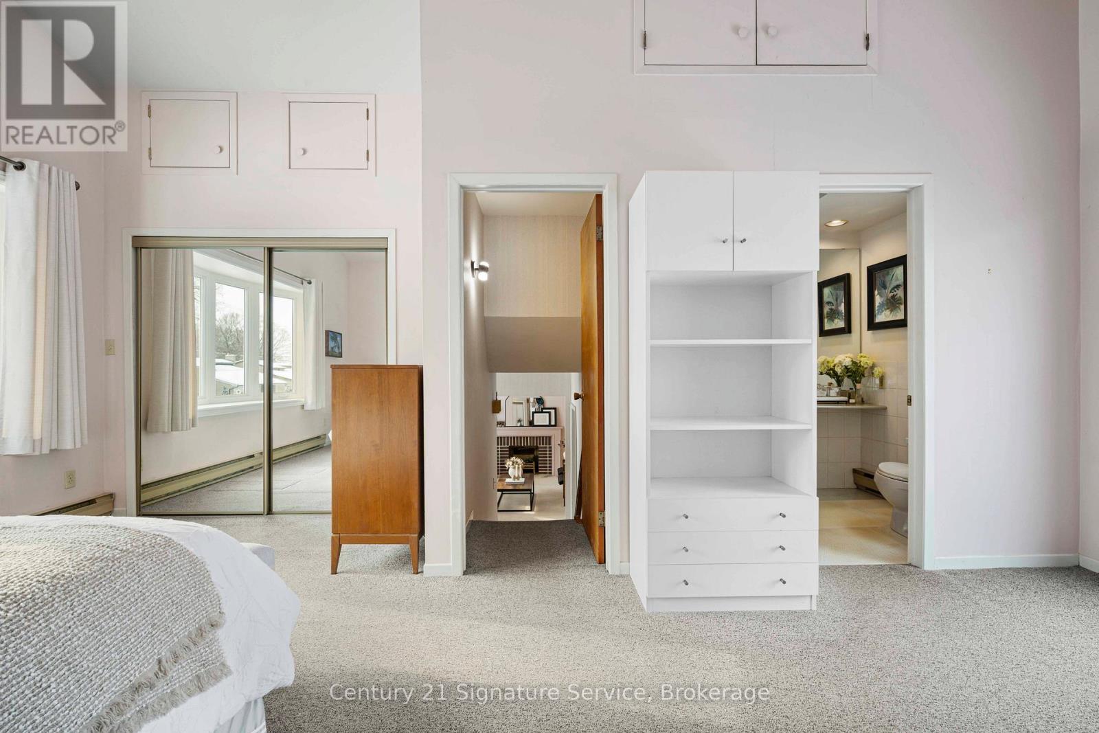 1549 Sherway Drive, Mississauga, Ontario  L4X 1C5 - Photo 19 - W12770990