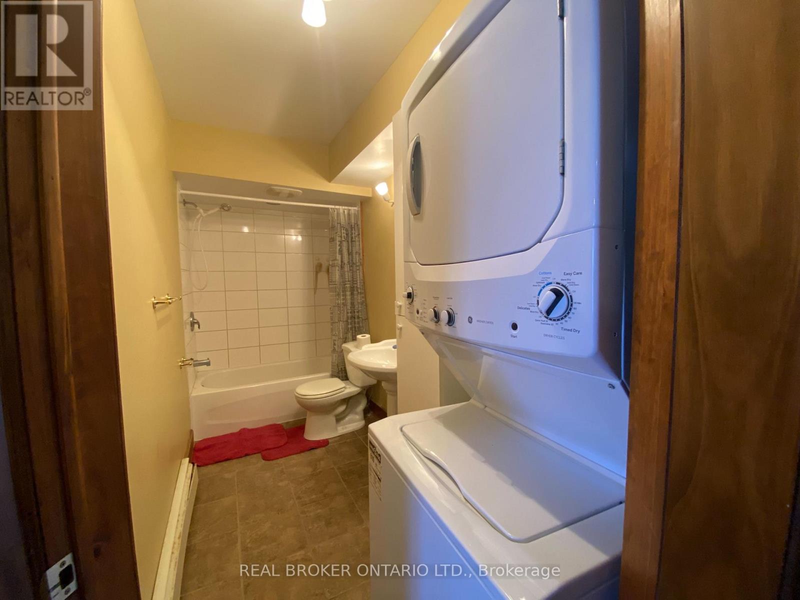 Unit A - 18 First Avenue, Orangeville, Ontario  L9W 1H8 - Photo 9 - W12771000