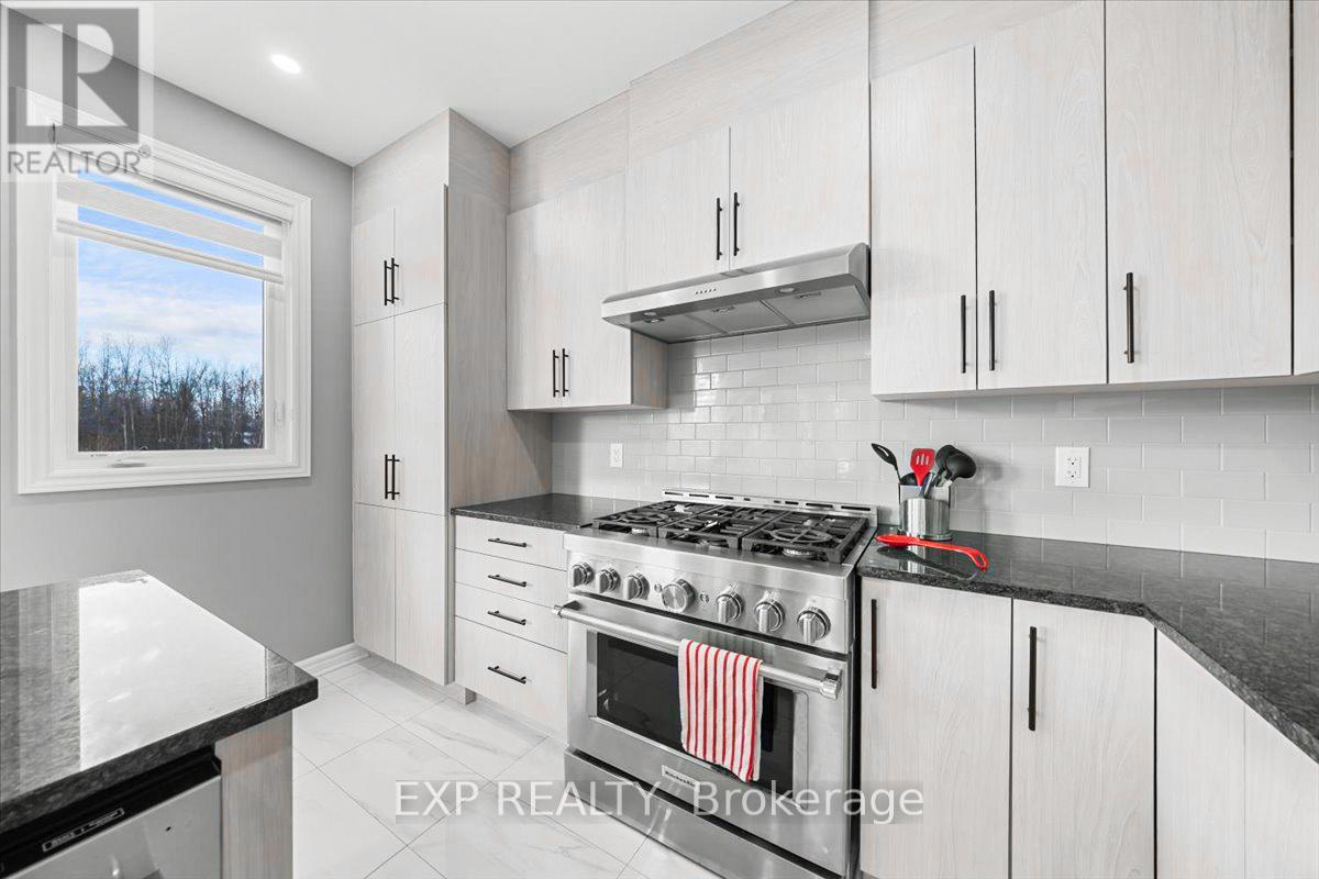 676 Fisher Street, North Grenville, Ontario  K0G 1J0 - Photo 13 - X12575774