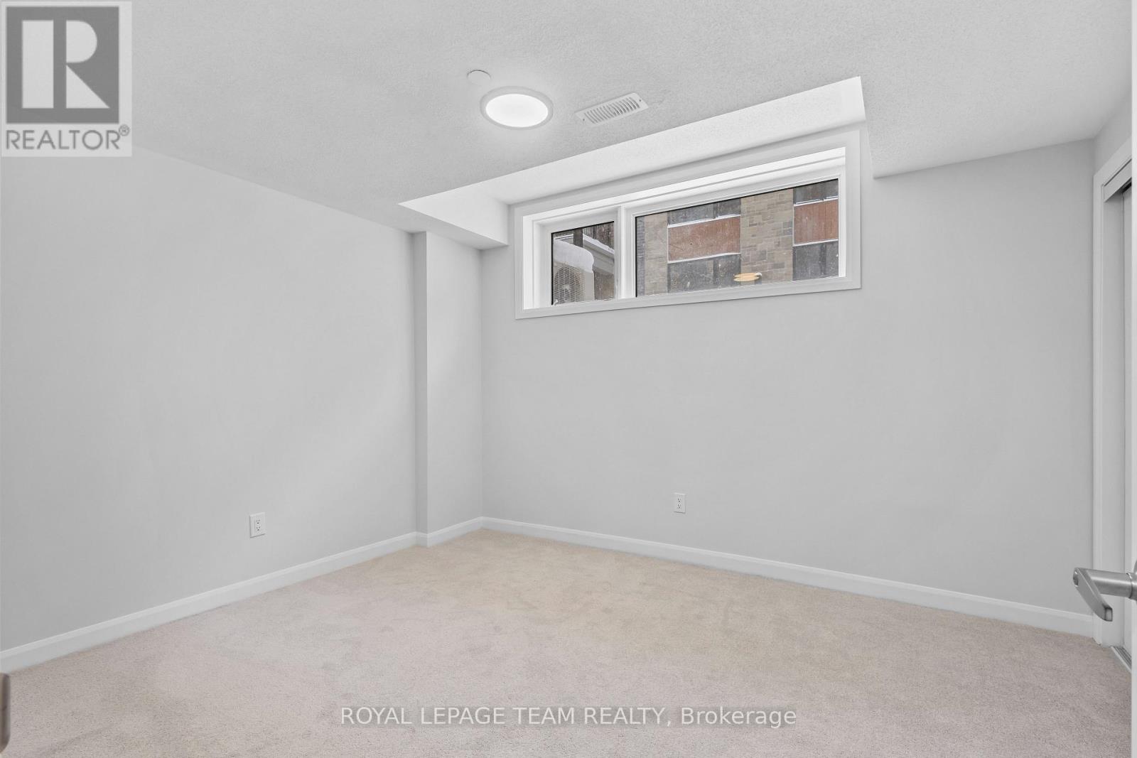 28 - 301 Glenroy Gilbert Drive, Ottawa, Ontario  K2J 7N9 - Photo 17 - X12715198