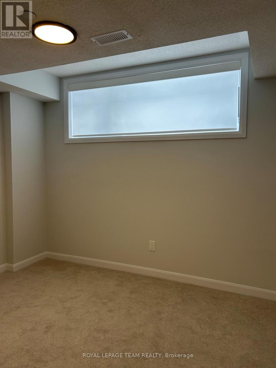 28 - 301 Glenroy Gilbert Drive, Ottawa, Ontario  K2J 7N9 - Photo 18 - X12715198