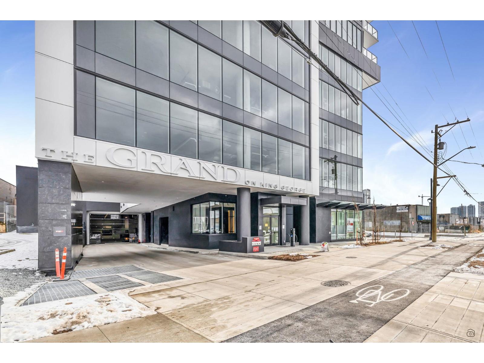 1208 10750 135a Street, Surrey, British Columbia  V3T 0V4 - Photo 2 - R3087298