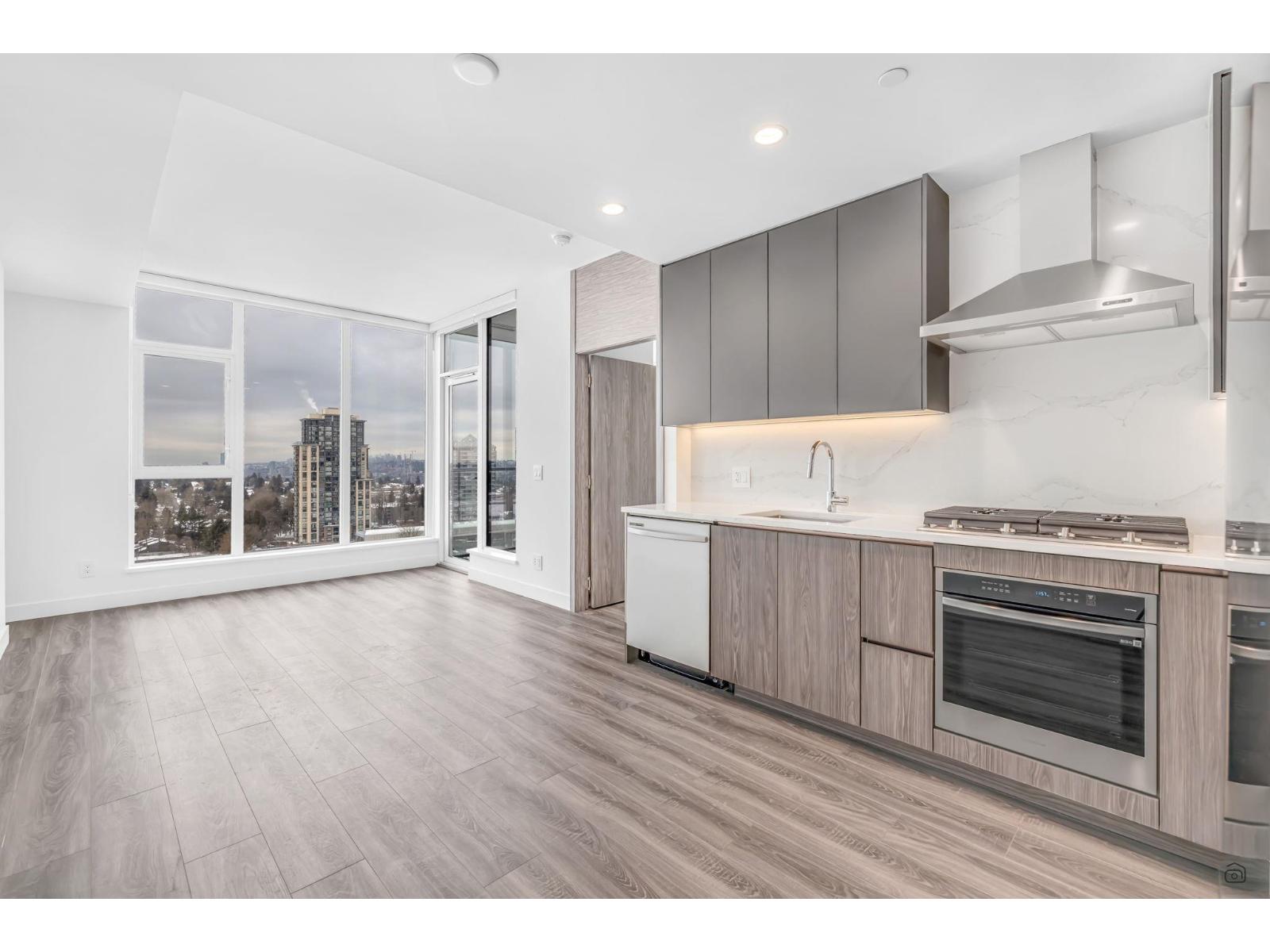 1208 10750 135a Street, Surrey, British Columbia  V3T 0V4 - Photo 6 - R3087298