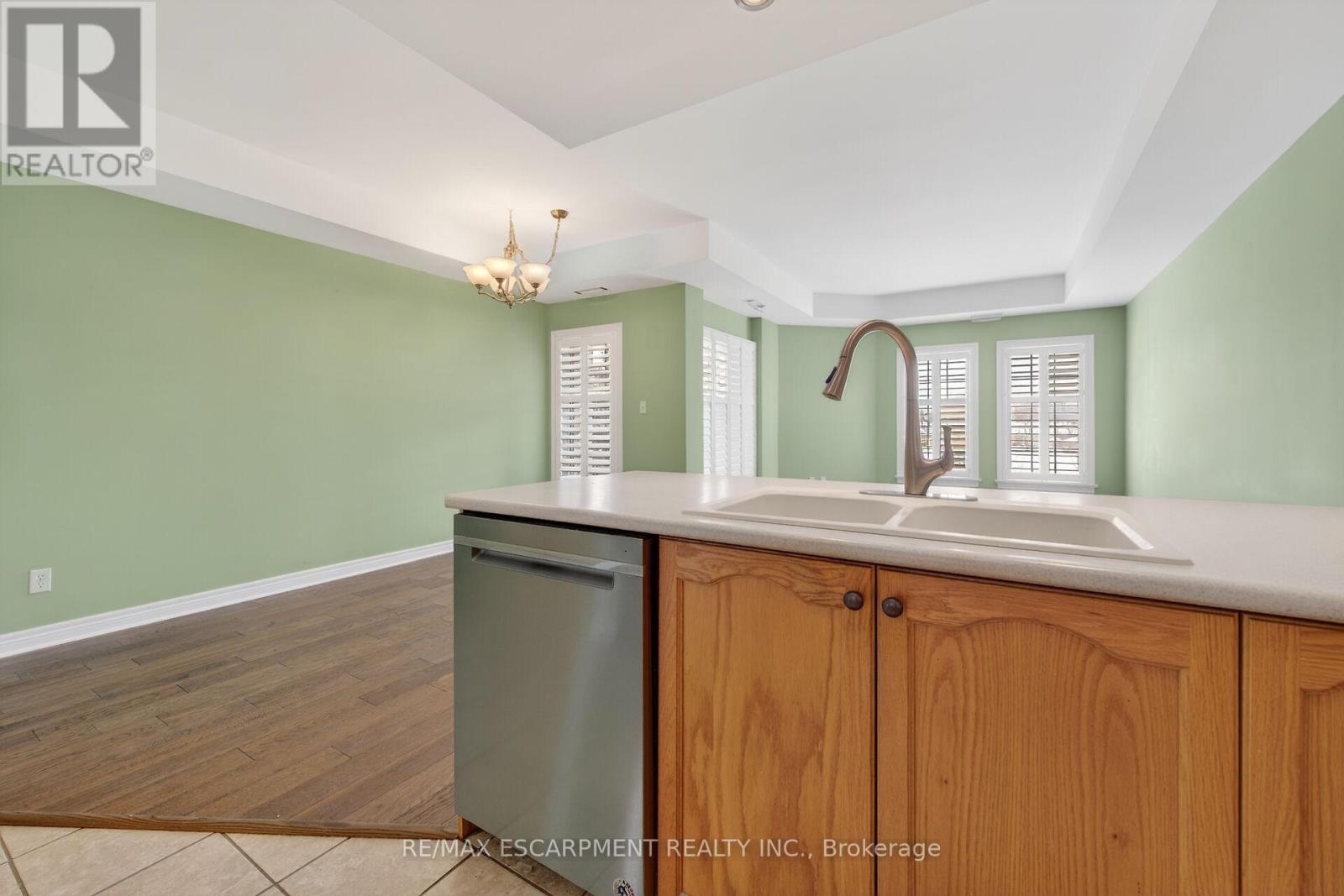 312 - 59 Critzia Drive, Hamilton, Ontario  L0R 1W0 - Photo 10 - X12770766