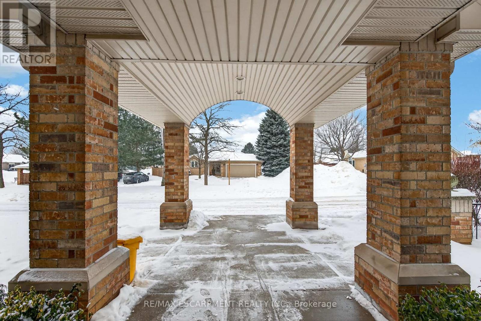 312 - 59 Critzia Drive, Hamilton, Ontario  L0R 1W0 - Photo 37 - X12770766