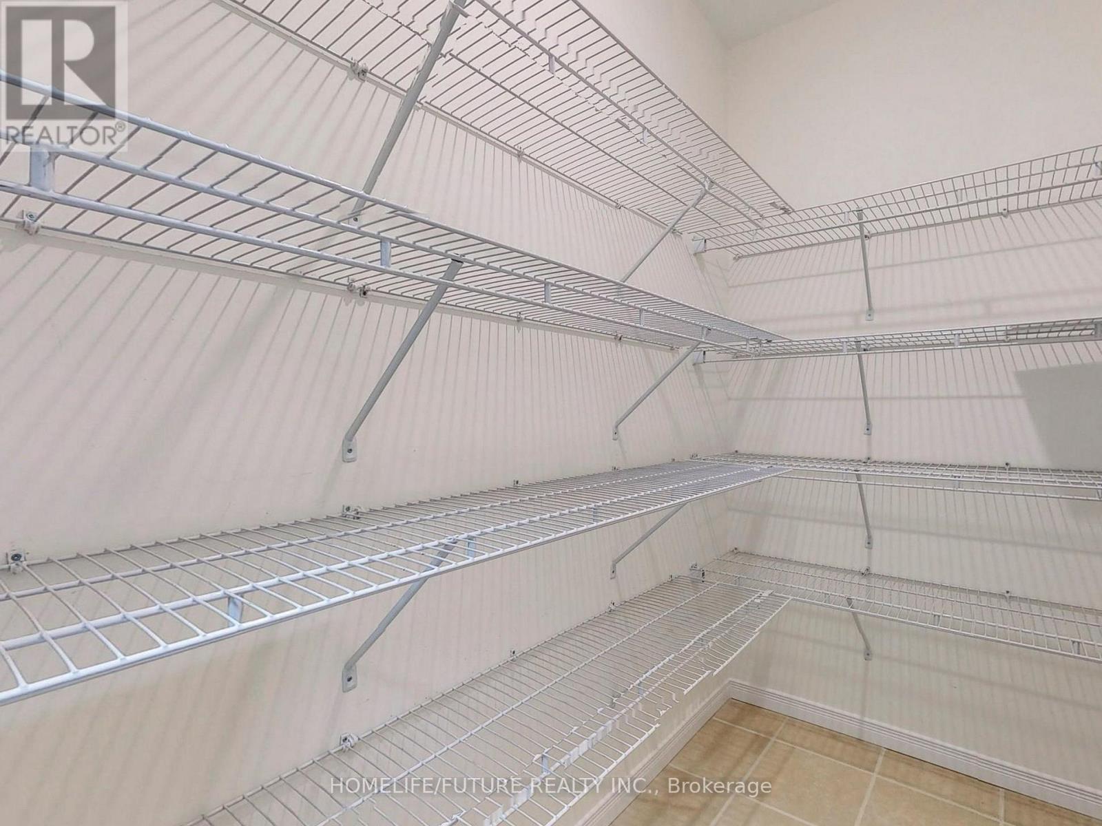 526 Joslin Street, Peterborough, Ontario  K9J 0H9 - Photo 44 - X12770816