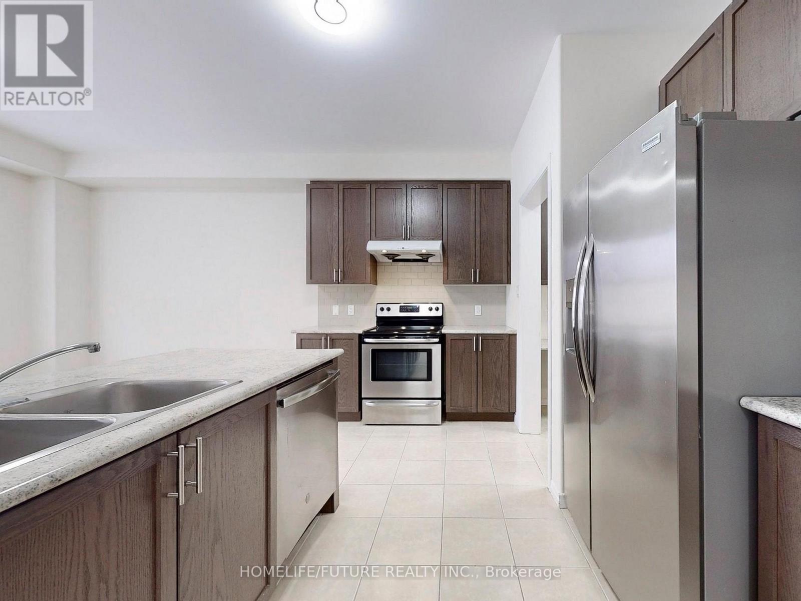 526 Joslin Street, Peterborough, Ontario  K9J 0H9 - Photo 8 - X12770816