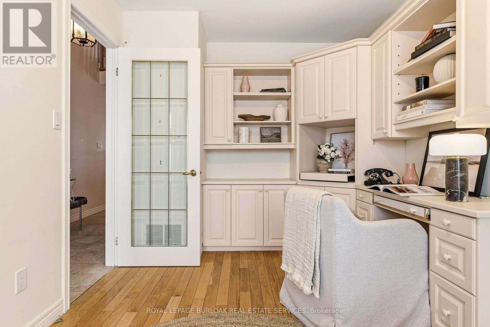 30 - 47 Main Street N, Hamilton, Ontario  L9H 2P7 - Photo 8 - X12770846