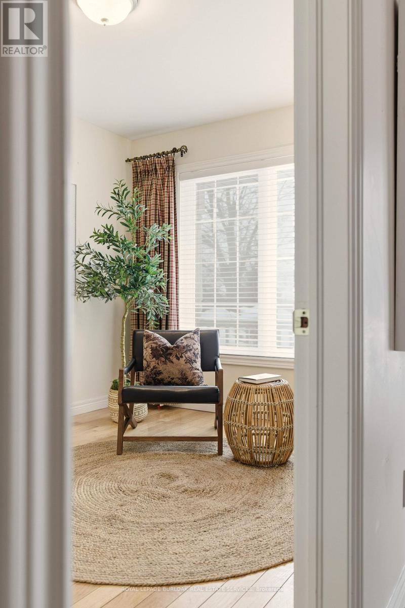 30 - 47 Main Street N, Hamilton, Ontario  L9H 2P7 - Photo 9 - X12770846