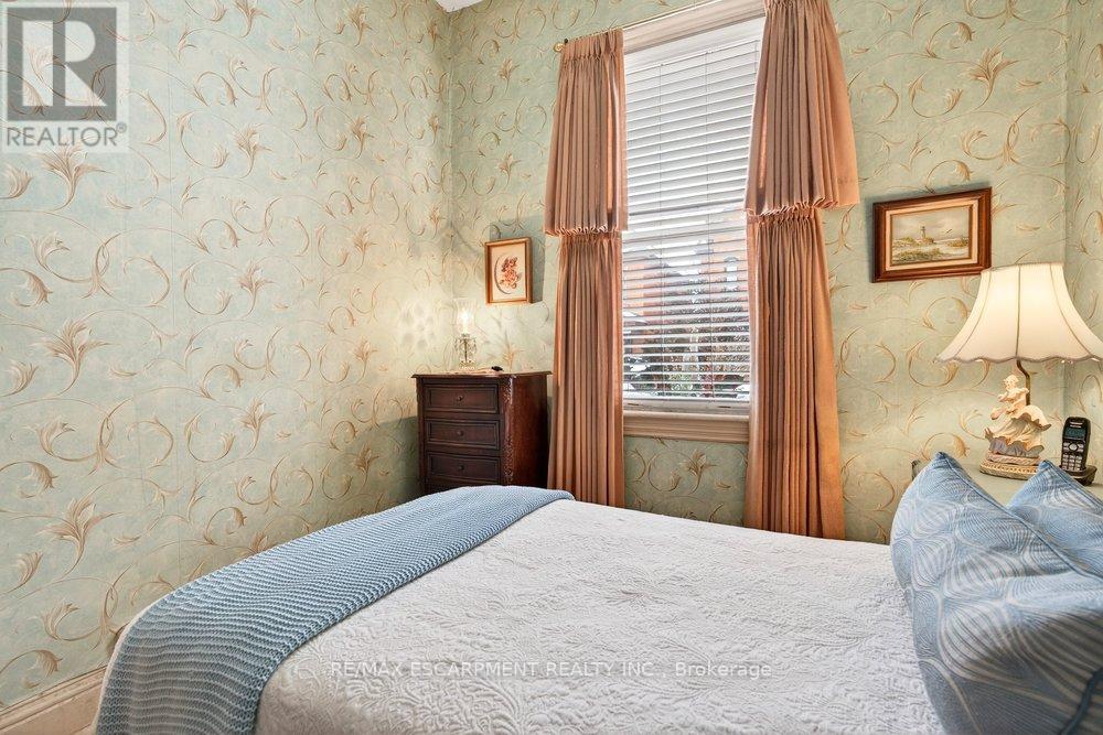 139 Queen Street S, Hamilton, Ontario  L8P 3S3 - Photo 22 - X12770962