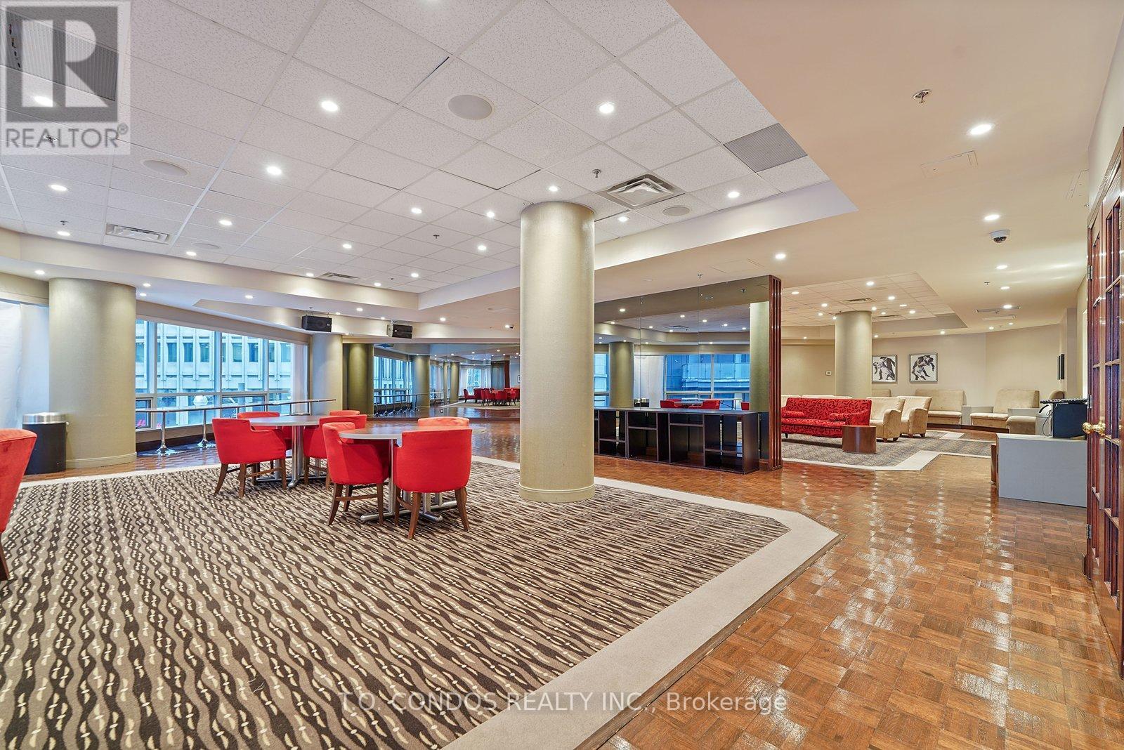 809 - 1001 Bay Street, Toronto, Ontario  M5S 3A6 - Photo 15 - C12770172
