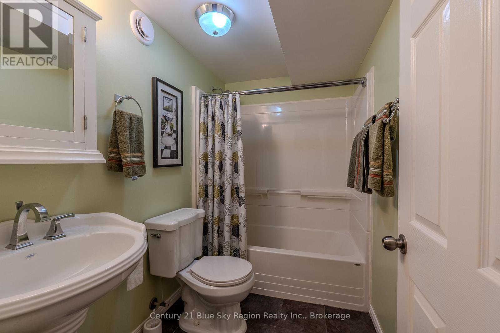 220 Hummel Line, Powassan, Ontario  P0H 2L0 - Photo 31 - X12771168