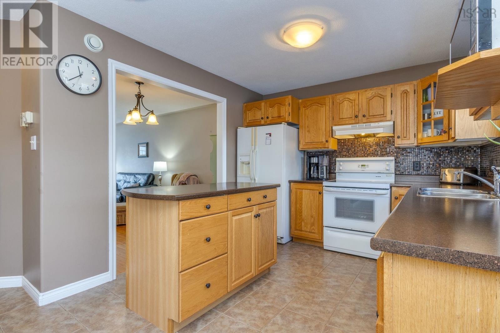 10 Kaytyon Court, Bedford, Nova Scotia  B4A 4H4 - Photo 11 - 202602408