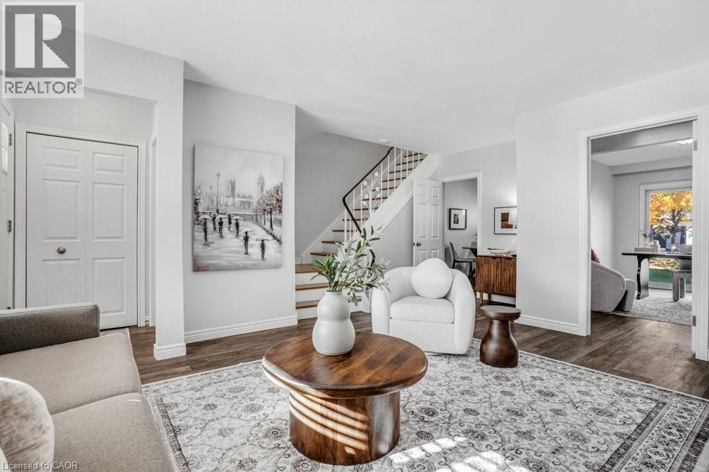 262 Westcourt Place, Waterloo, Ontario  N2L 2R7 - Photo 9 - 40803563