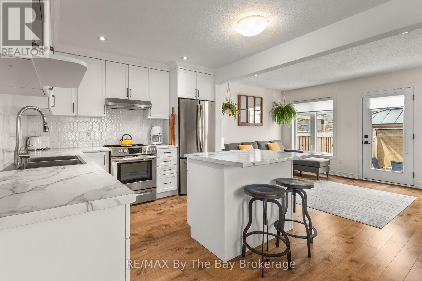 15 Foley Crescent, Collingwood, Ontario  L9Y 3B7 - Photo 9 - S12771060