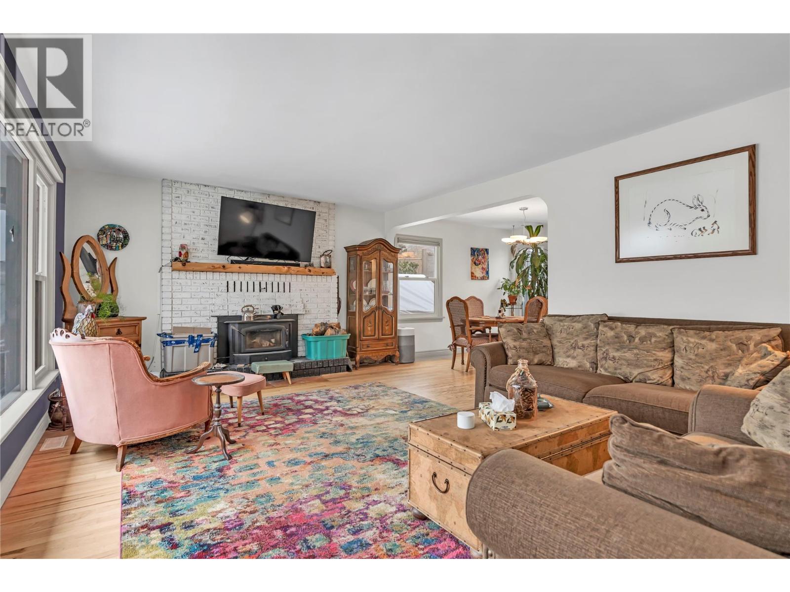 10919 Acland Street Summerland Photo 3