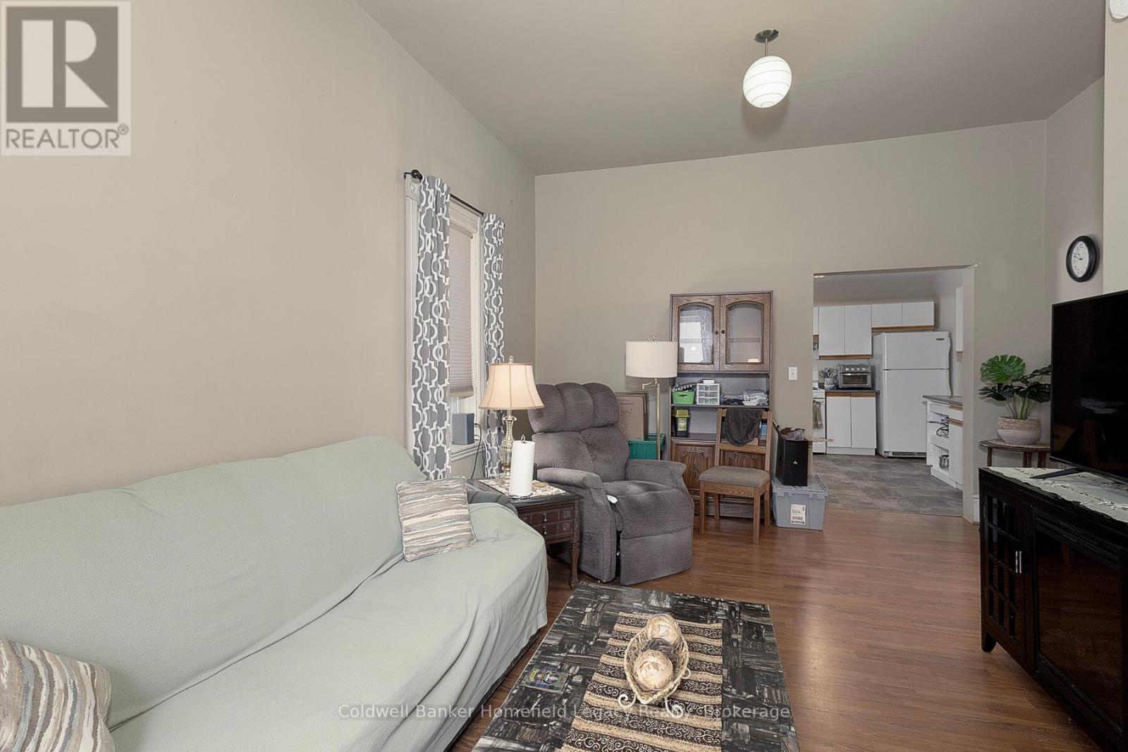 36 Thomas Street S, St. Marys, Ontario  N0M 2V0 - Photo 12 - X12771062