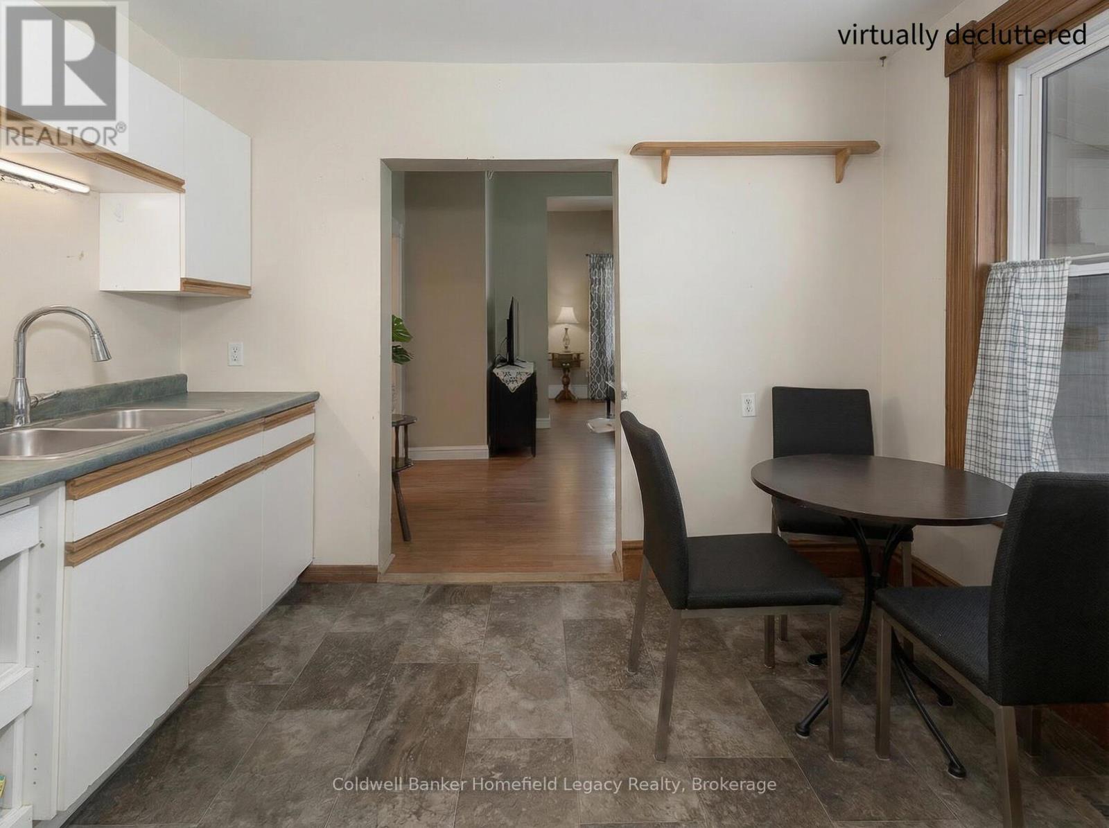 36 Thomas Street S, St. Marys, Ontario  N0M 2V0 - Photo 7 - X12771062