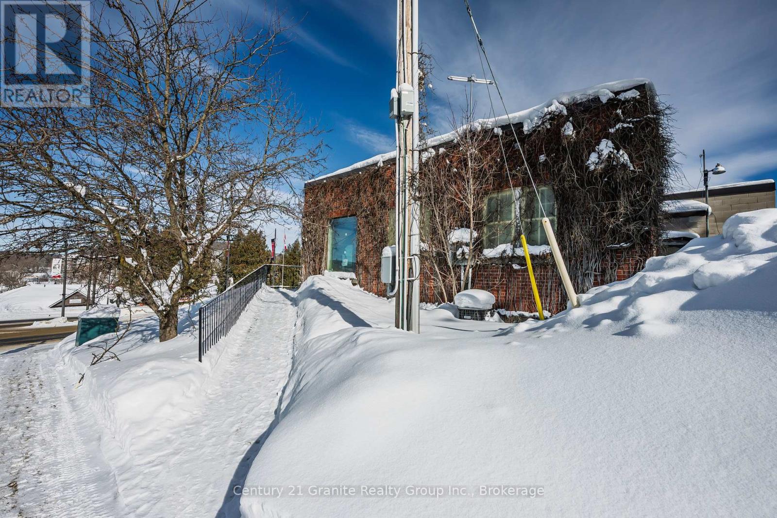 152 Highland Street, Dysart Et Al, Ontario  K0M 1S0 - Photo 40 - X12771076