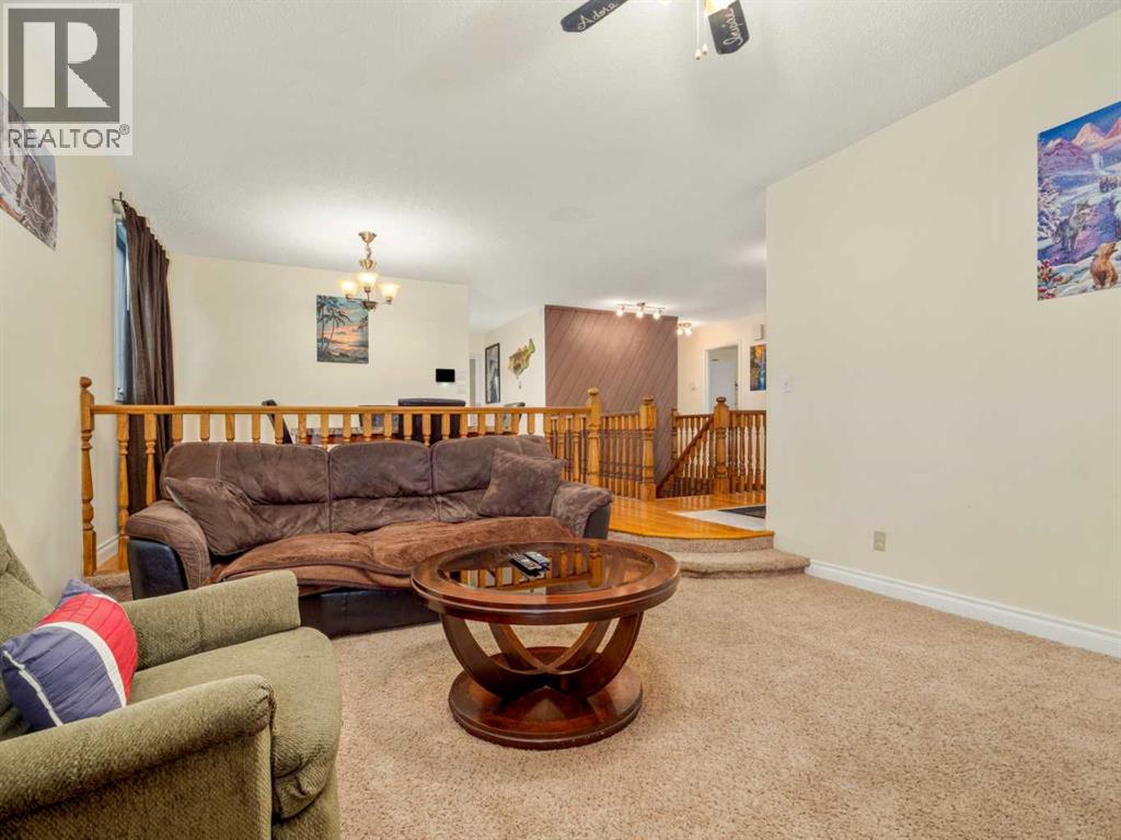 146 Oxford Road W, Lethbridge, Alberta  T1K 4V4 - Photo 6 - A2283846