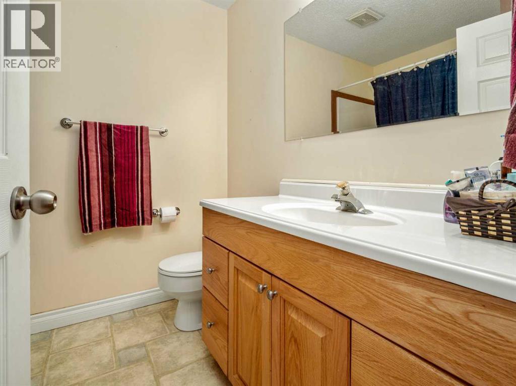 146 Oxford Road W, Lethbridge, Alberta  T1K 4V4 - Photo 25 - A2283846