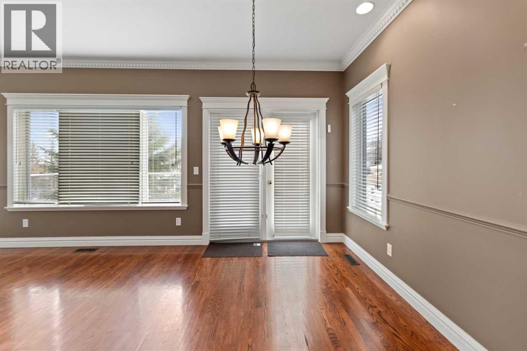 322 Signature Court Sw, Calgary, Alberta  T3H 3H9 - Photo 9 - A2283712